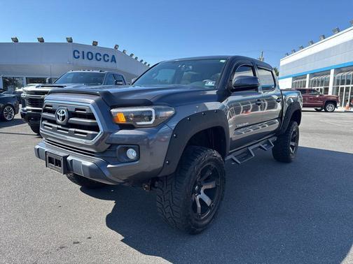 2017 Toyota Tacoma SR5
