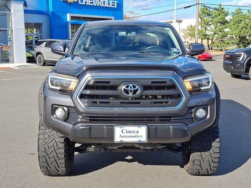 2017 Toyota Tacoma SR5