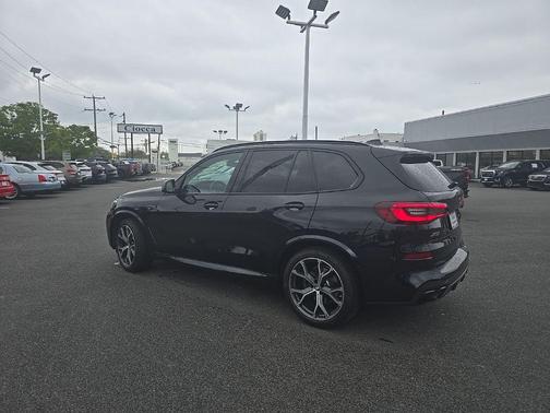 Black Sapphire Metallic 2021 BMW X5 xDrive40i