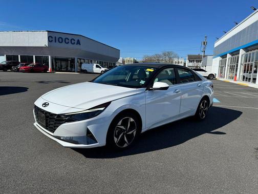 2023 Hyundai ELANTRA HEV Limited