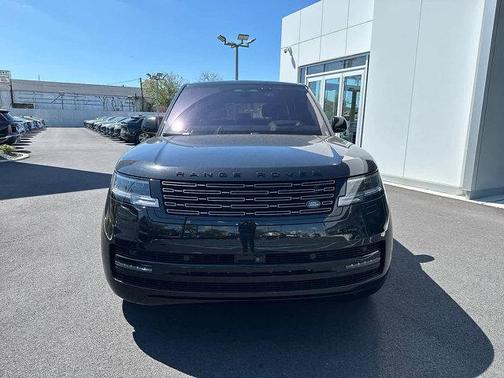 2023 Land Rover Range Rover P400 SE