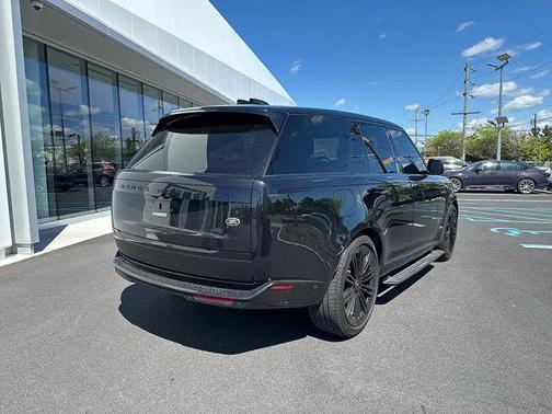 2023 Land Rover Range Rover P400 SE
