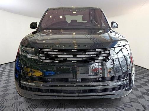 2023 Land Rover Range Rover P400 SE