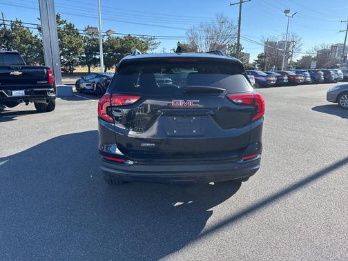 2021 GMC Terrain SLT