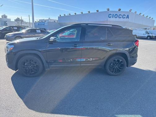 2021 GMC Terrain SLT