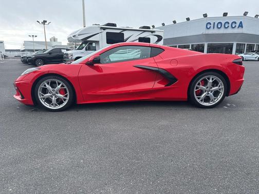 2022 Chevrolet Corvette Stingray w/2LT