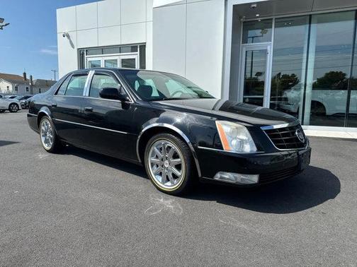 2011 Cadillac DTS Premium Collection