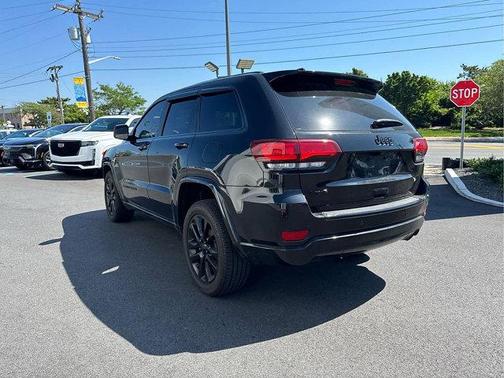 2018 Jeep Grand Cherokee Altitude