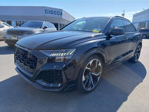 Orca Black Metallic 2021 Audi RS Q8 4.0T