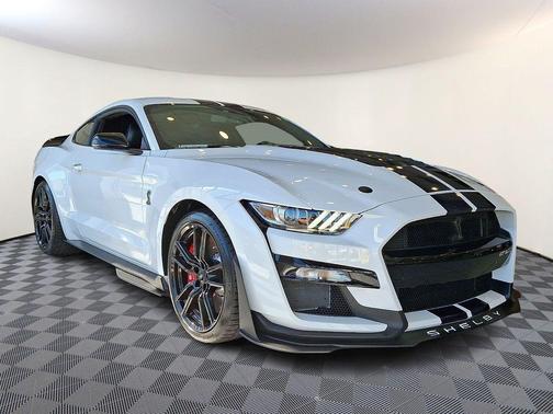2021 Ford Shelby GT500 Base
