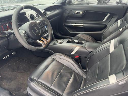 2021 Ford Shelby GT500 Base