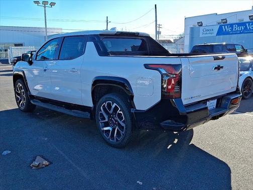 2025 Chevrolet Silverado EV RST