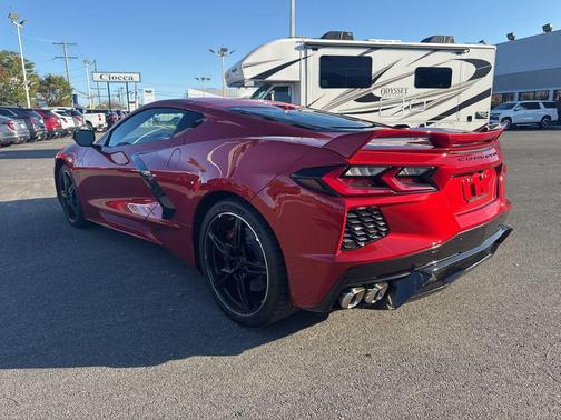 Red Mist Metallic Tintcoat 2022 Chevrolet Corvette Stingray w/3LT
