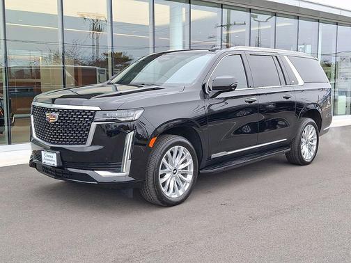 2023 Cadillac Escalade ESV Luxury