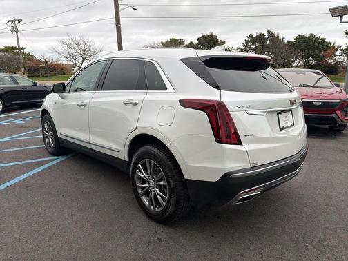 2022 Cadillac XT5 Premium Luxury