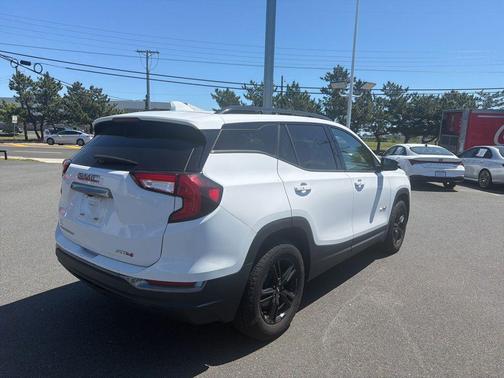 Summit White 2023 GMC Terrain AWD AT4