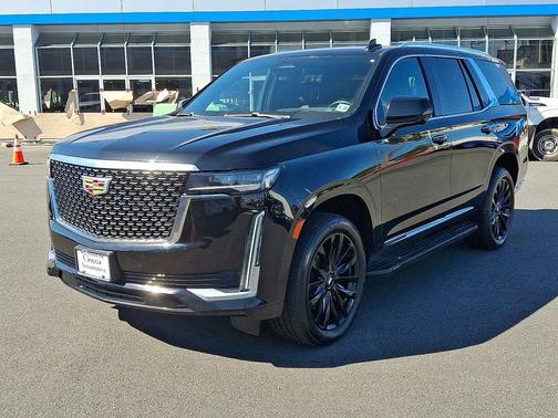 2022 Cadillac Escalade Luxury