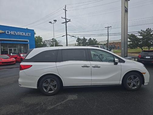 Platinum White Pearl 2024 Honda Odyssey EX
