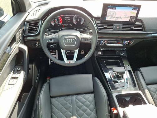 2025 Audi SQ5 3.0T Premium Plus