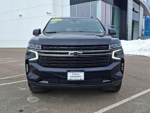 2022 Chevrolet Tahoe 4WD RST