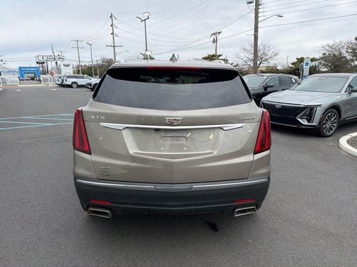 Latte Metallic 2023 Cadillac XT5 Luxury
