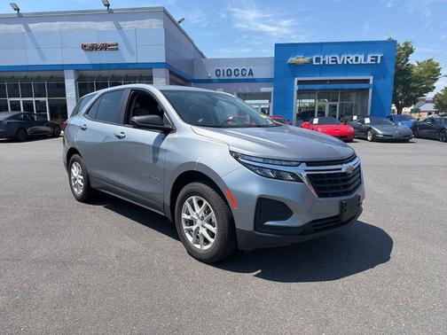 Sterling Gray Metallic 2023 Chevrolet Equinox LS