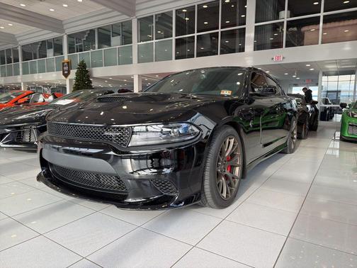2016 Dodge Charger SRT Hellcat