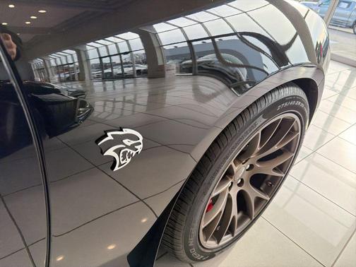 2016 Dodge Charger SRT Hellcat