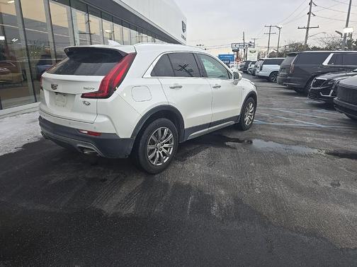 2019 Cadillac XT4 Premium Luxury