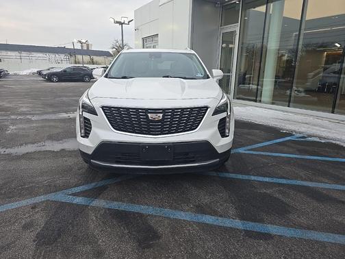 2019 Cadillac XT4 Premium Luxury