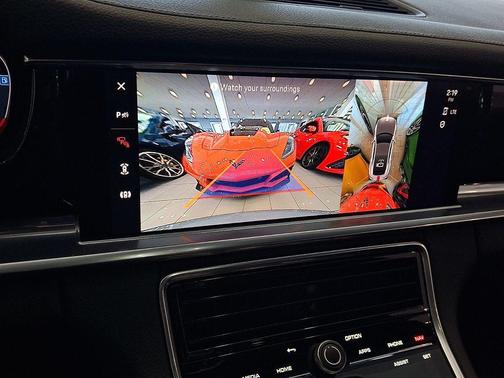 2023 Porsche Panamera 4