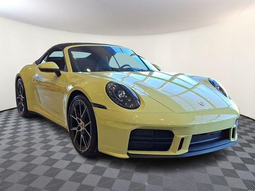 2025 Porsche 911 Carrera