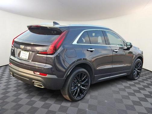 2022 Cadillac XT4 Luxury