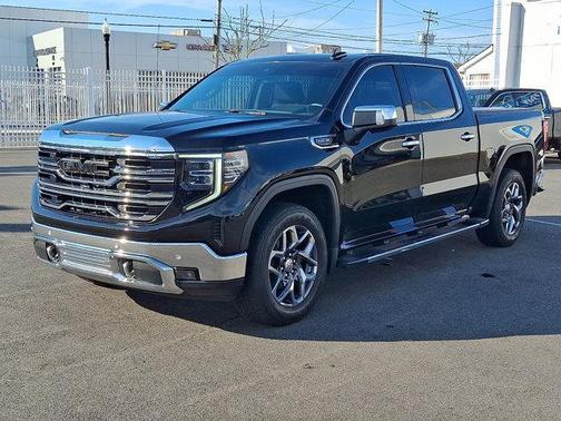 2022 GMC Sierra 1500 SLT