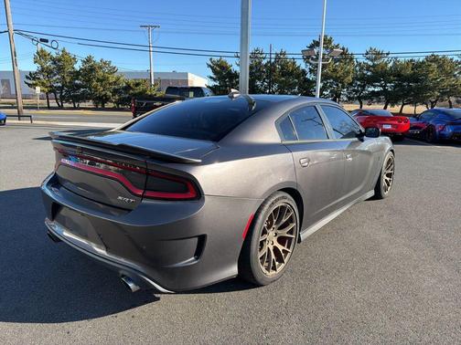2016 Dodge Charger SRT Hellcat