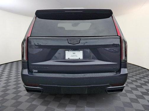 2022 Cadillac Escalade ESV Premium Luxury