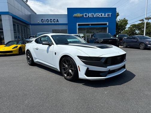 2024 Ford Mustang Dark Horse Fastback