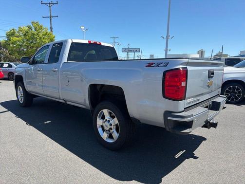 Silver Ice Metallic 2018 Chevrolet Silverado 2500 LT