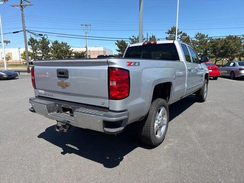 Silver Ice Metallic 2018 Chevrolet Silverado 2500 LT