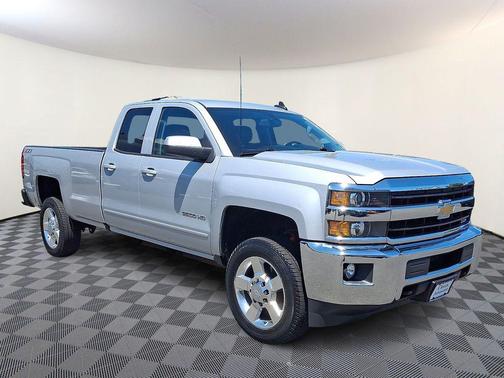 Silver Ice Metallic 2018 Chevrolet Silverado 2500 LT