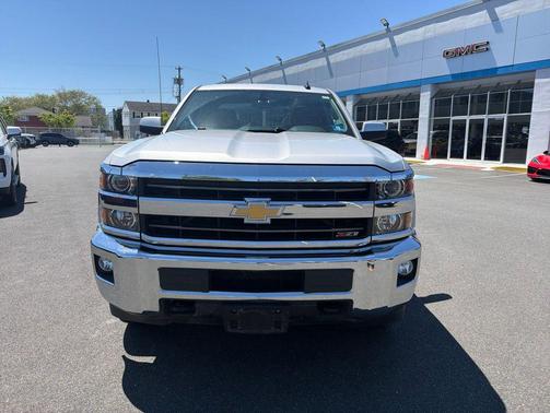 Silver Ice Metallic 2018 Chevrolet Silverado 2500 LT