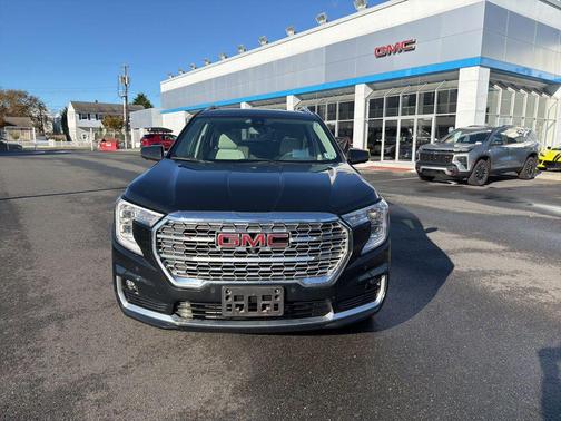 2022 GMC Terrain Denali