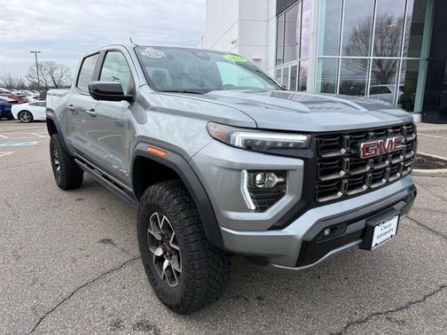 2023 GMC Canyon AT4X