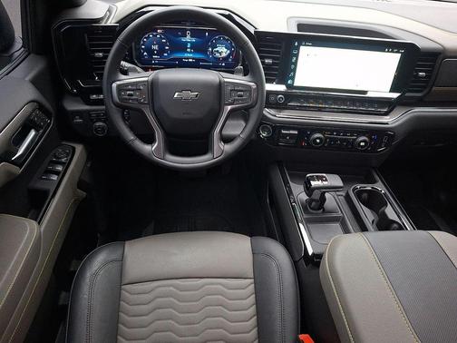 2025 Chevrolet Silverado 1500 ZR2