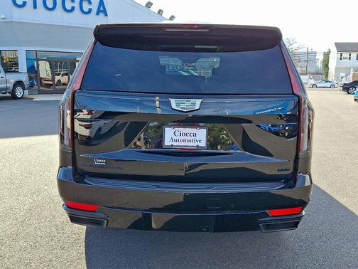 2024 Cadillac Escalade Sport