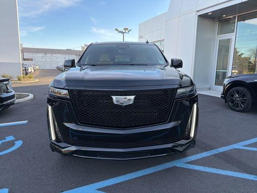 2024 Cadillac Escalade Sport