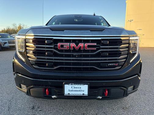 2022 GMC Sierra 1500 AT4
