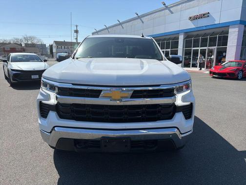 Summit White 2023 Chevrolet Silverado 1500 LT