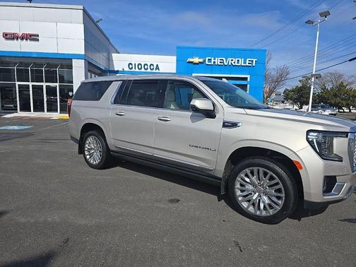 2023 GMC Yukon XL Denali