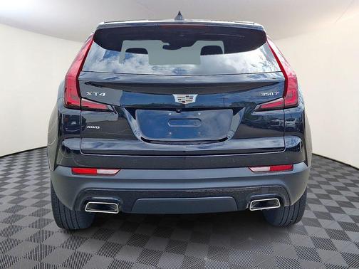 2022 Cadillac XT4 Luxury
